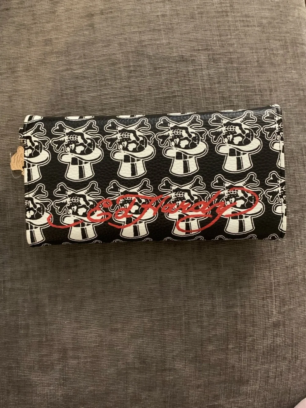 Ed Hardy ed hardy